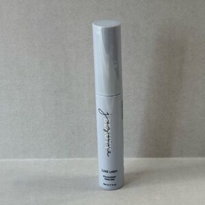 Jazmine Beauty Luxe Lash Volumizing Mascara